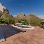 Casa Chely *