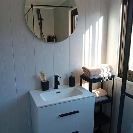 Holiday home Chely Alcaucin